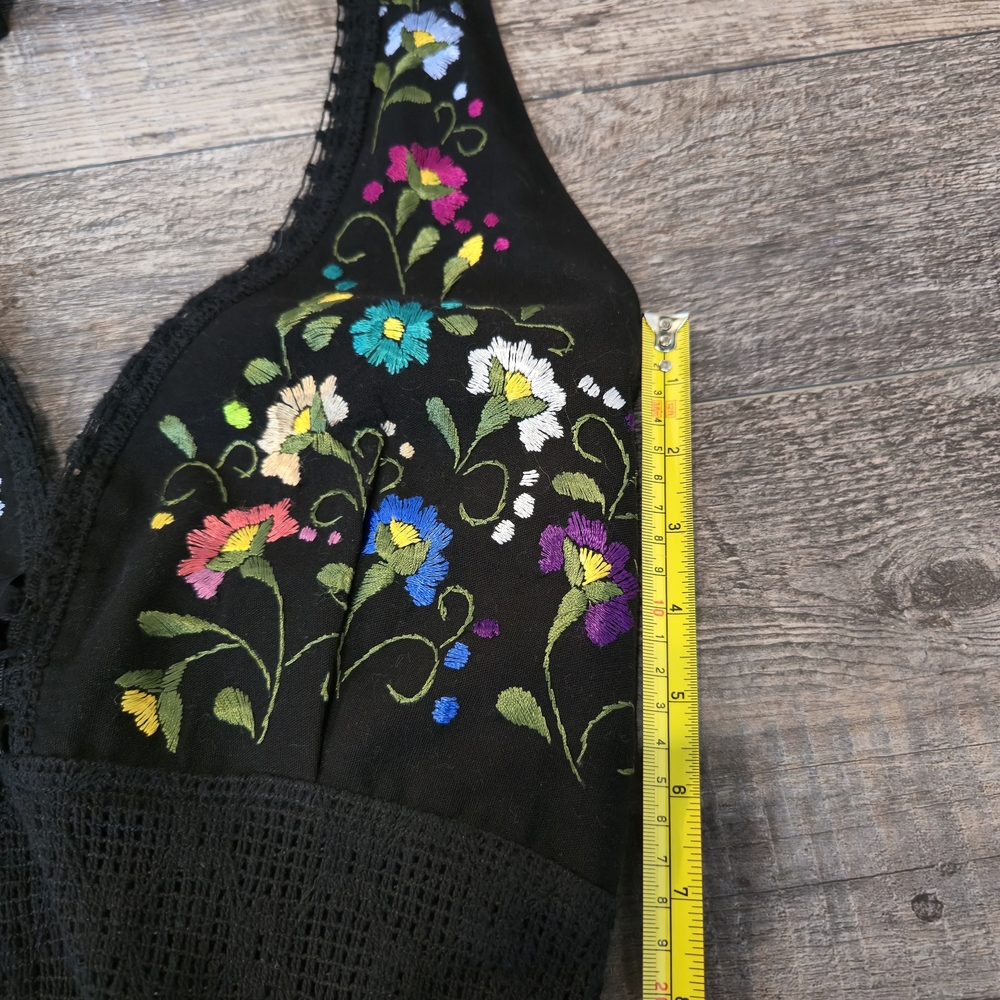 Black Halter Floral-Embroidered Flowy Midi Dress - Picture 3 of 7